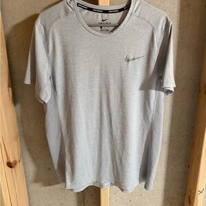 Nike Men’s Dri-Fit Short Sleeve Running Tee Large